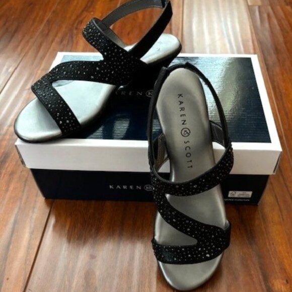 Karen Scott Elinna Strappy Slingback Sandals - Picture 1 of 7